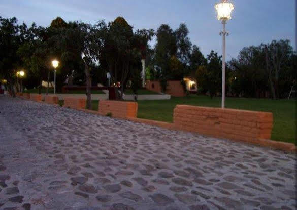 טקיסקיאפן Hotel Concierge Plaza La Esperanza מראה חיצוני תמונה